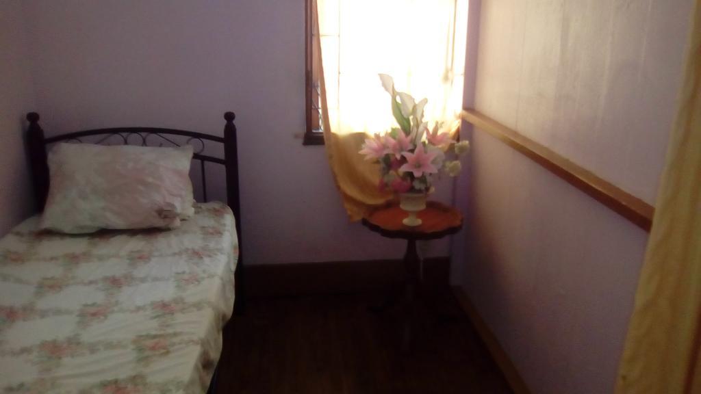 Robert'S Guest House Port of Spain Luaran gambar