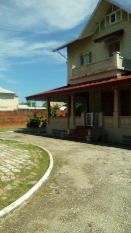 Robert'S Guest House Port of Spain Luaran gambar