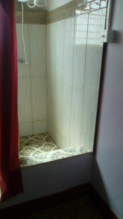 Robert'S Guest House Port of Spain Luaran gambar